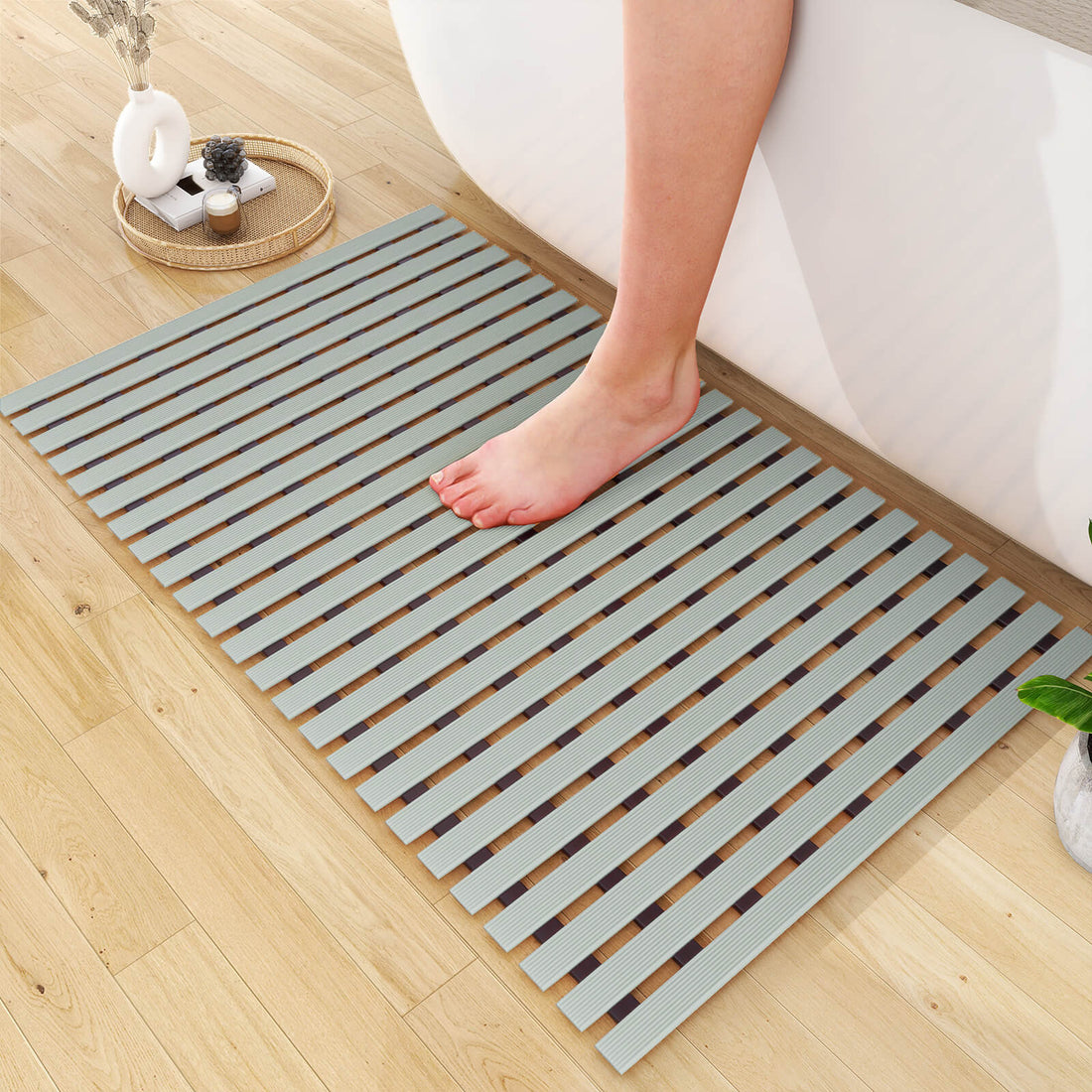 Non-Slip Bathtub Mat with Rubber Backing – (Wood Green)